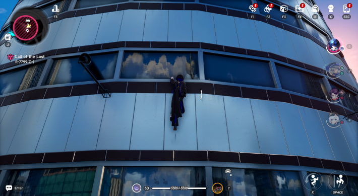 NTE Daffodill Climbing a Building